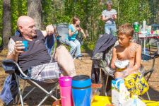 Летний пикник в лесу