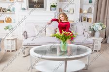 Весенняя фотосессия в интерьерной студии