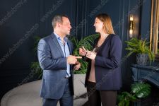 Студийный деловой портрет