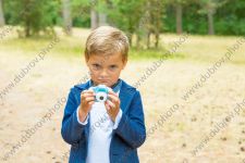 Летняя детская фотосессия на пляже и в лесу